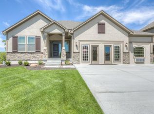 22567 Lincoln St, Spring Hill, KS 66083