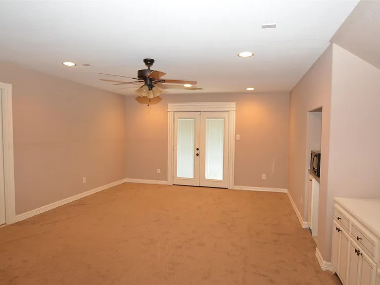 6510 Durango Dr — Photo 14
