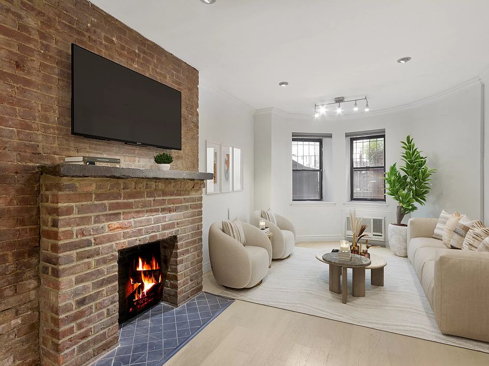 1st image of 307 W 82nd St APT A