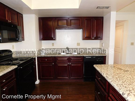5th image of 500 North St