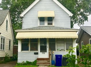770 Curfew St, Saint Paul, MN 55114