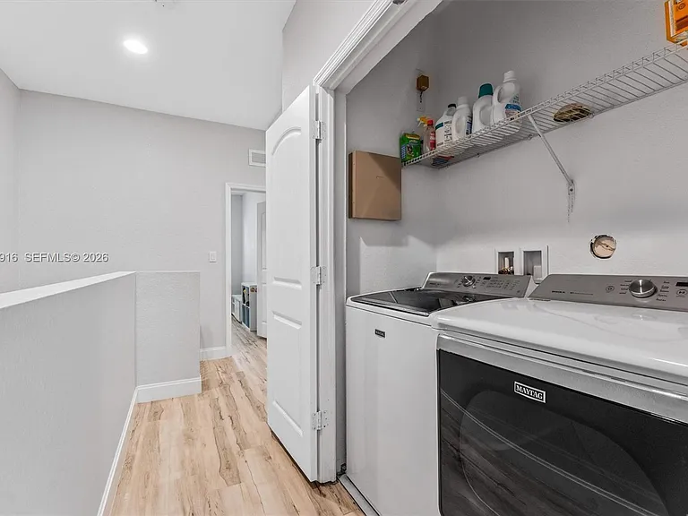 712 SW 2nd Way #712 — Photo 23