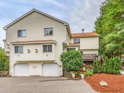 2 Captains Ln #D, Salem, MA, 01970