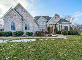 3807 Steeplechase Dr, Carmel, IN 46032