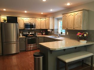 3821 Hillsong Cir, Lawrence, KS 66049