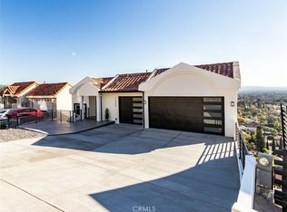 12254 Circula Panorama, Santa Ana, CA 92705