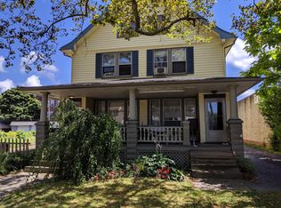 2585 Cheshire Rd, Shaker Heights, OH 44120