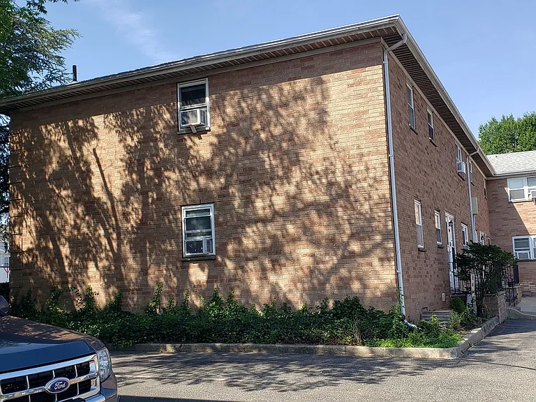 2nd floor corner unit