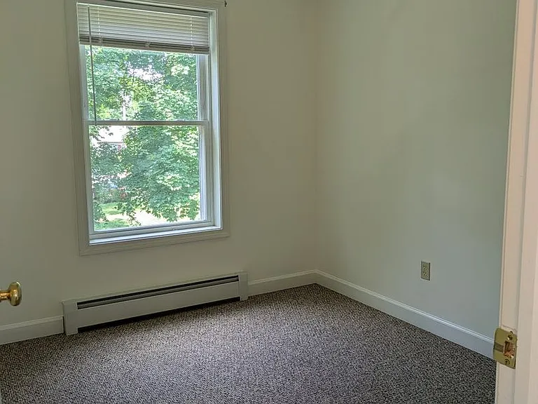 55 Boys Ave — Photo 30