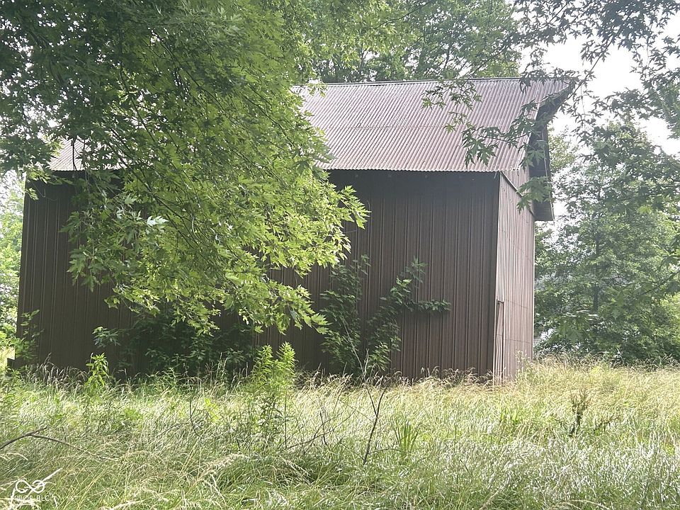 2nd image of 2065 N County Road 175 E