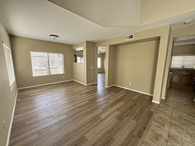 3543 W Steinbeck Ct — Photo 25