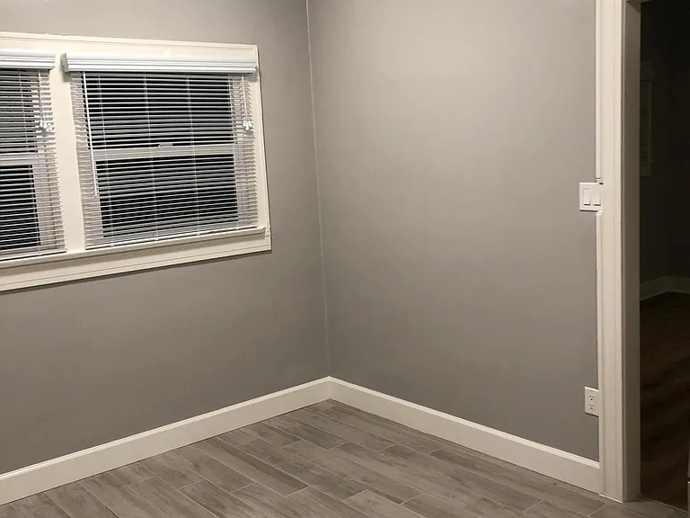 5433 Harold Way #204 — Photo 5