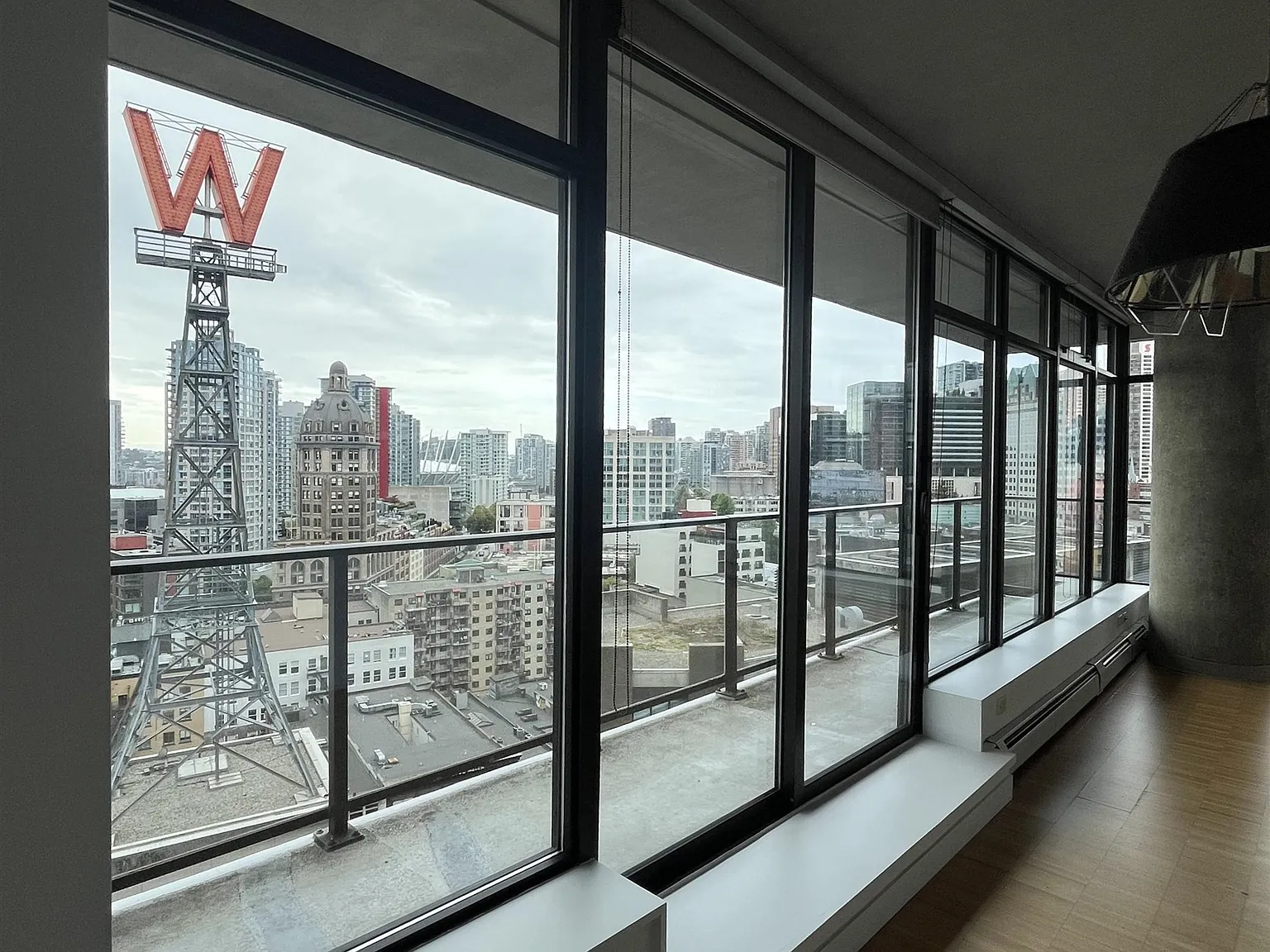 1 bed, 785 sqft, $2,550 — Photo 4
