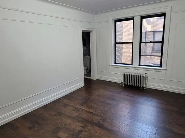 28-15 34th Street image 1 of 3