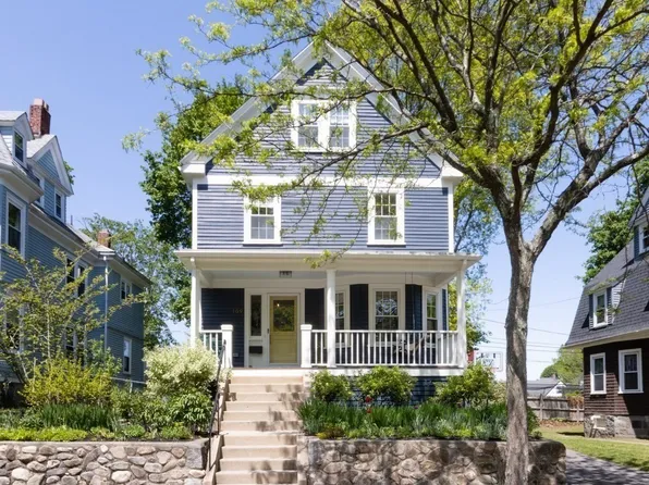 109 Aldrich St, Roslindale, MA 02131