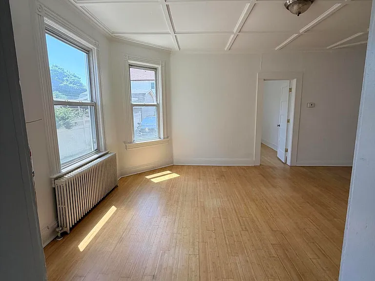 44 Norwood Ave — Photo 6