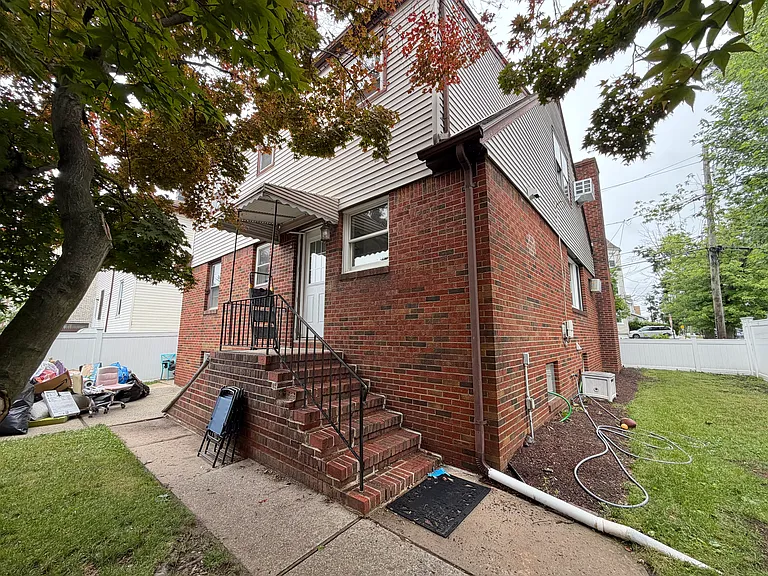 116 Oakwood Ave #1 — Photo 12