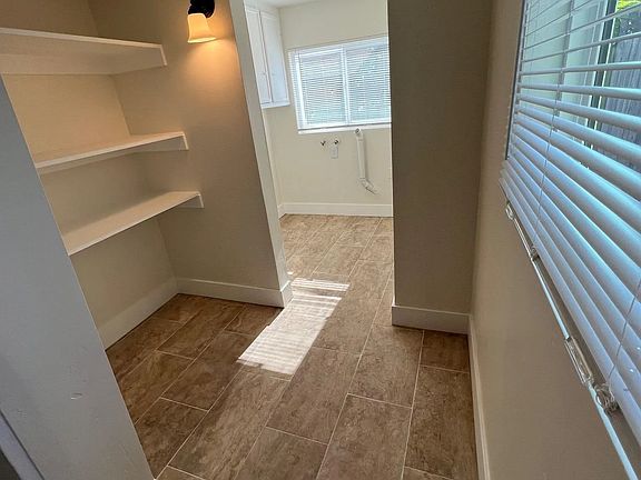 5th image of 612 S 31st St