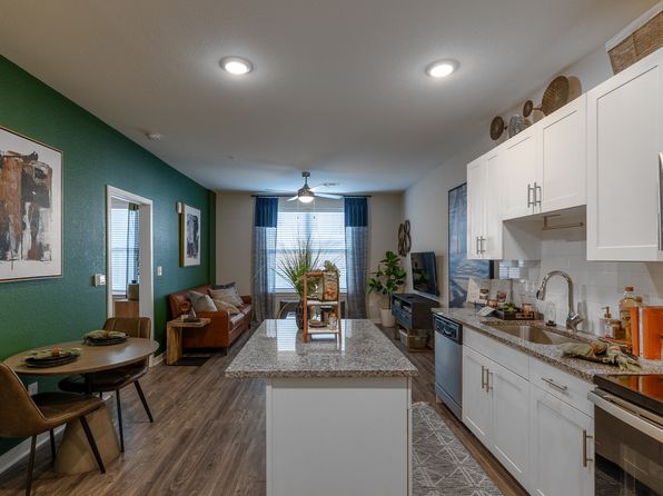 222 Maple St #2115