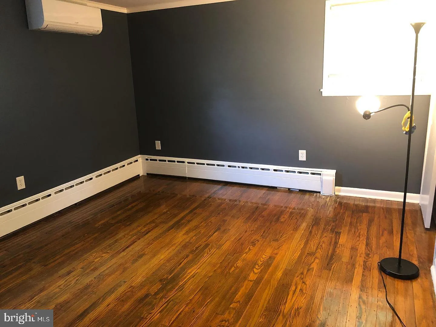 1013 Lafayette Ave — Photo 4