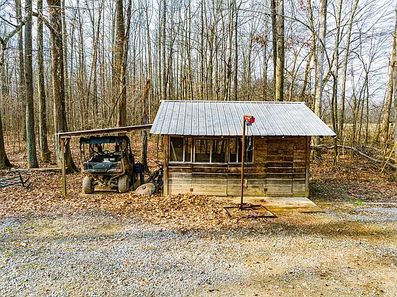 39th image of 280 Fields Rd