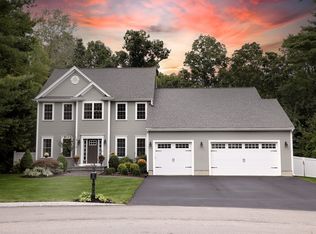 80 Partridge Ln, Raynham, MA 02767