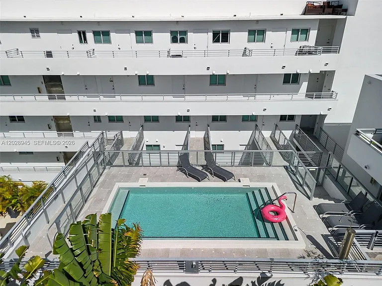 421 Meridian Ave #6 — Photo 4
