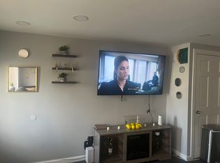 (Undisclosed Address), Fresh Meadows, NY 11365