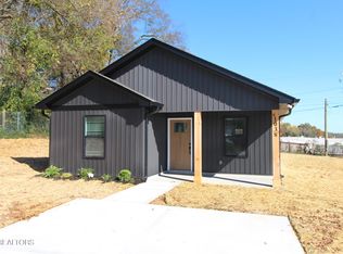 1038 Adams Ave, Knoxville, TN 37917