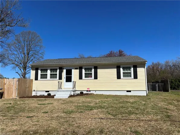 1637 Lawndale Dr, Hampton, VA 23661