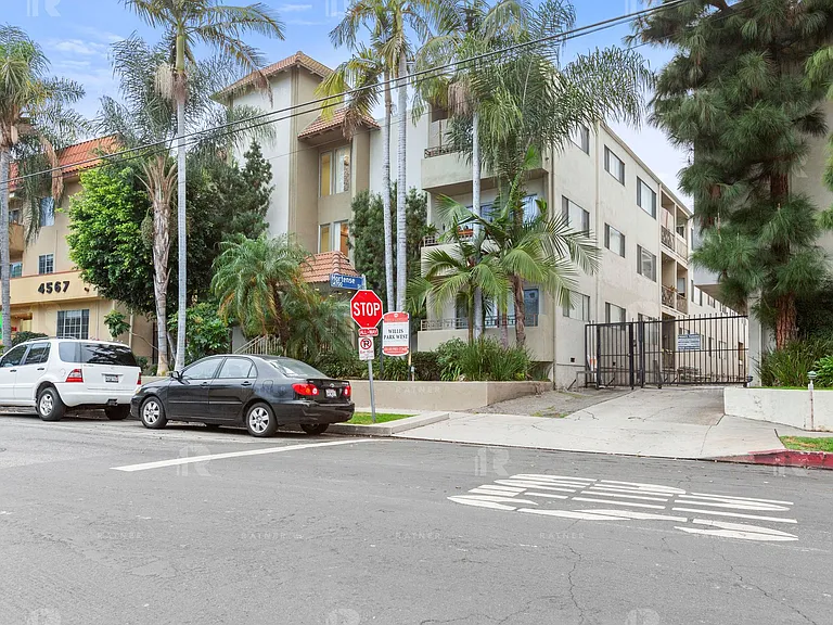 (An/Ti/Yo:B) Willis Park West — Photo 2