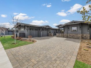 19313 Alianna Loop, Bend, OR 97702