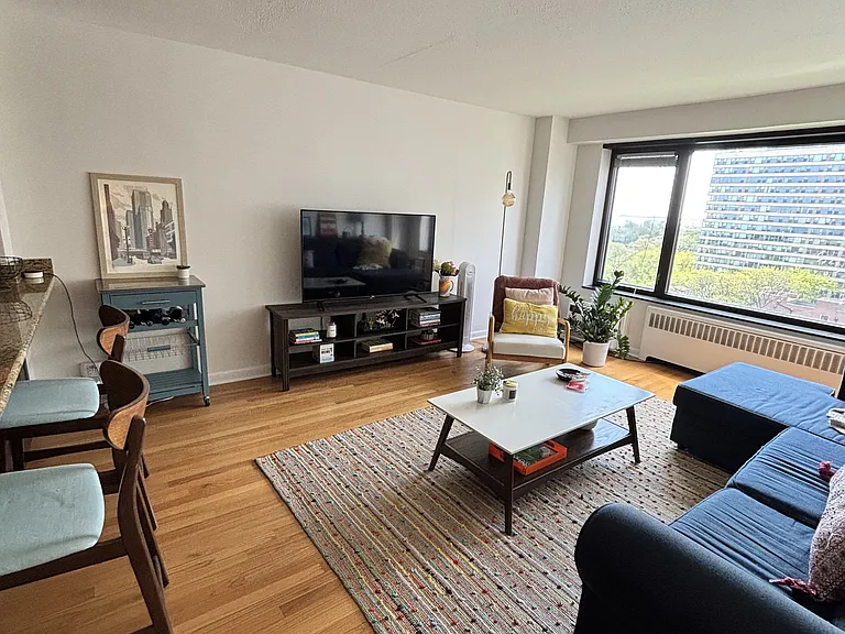 Living room with beautiful views of the lake