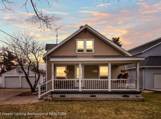 312 Union St, Grand Ledge, MI 48837