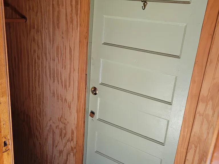 898 Raymond Ave #1 — Photo 17