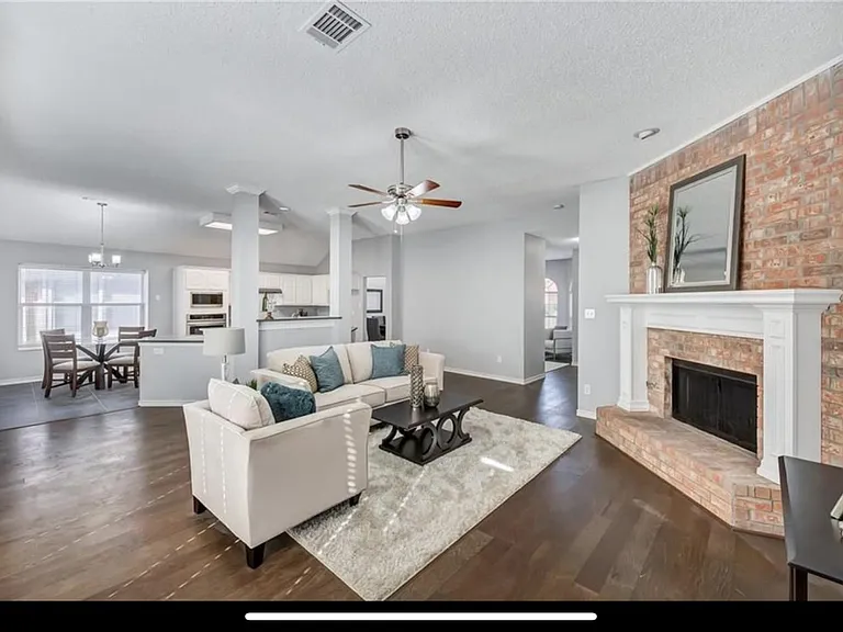 4913 Spanishmoss Dr — Photo 4
