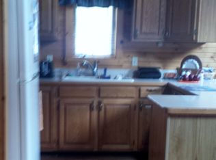 554 W Margaret St, Sanford, MI 48657