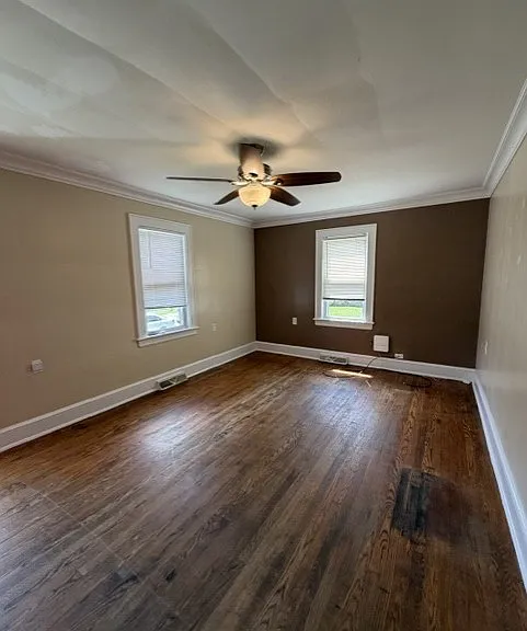 306 Front Ave — Photo 3