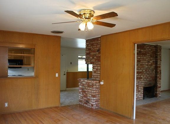 4th image of 1455 Hollenbeck Ave