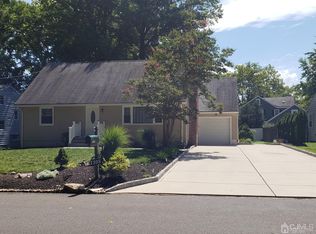 1108 Revere Rd, North Brunswick, NJ 08902