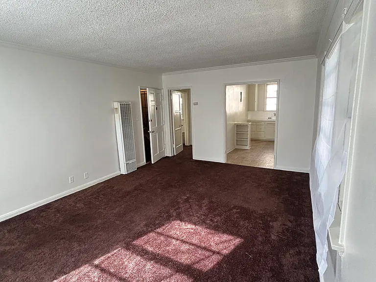 4249 Degnan Blvd #3 — Photo 8