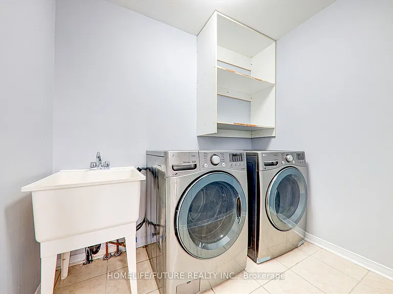 10 Gristone Cres #BASEMENT — Photo 16