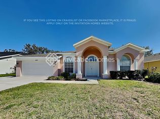 4625 Egmont Dr, Bradenton, FL 34203