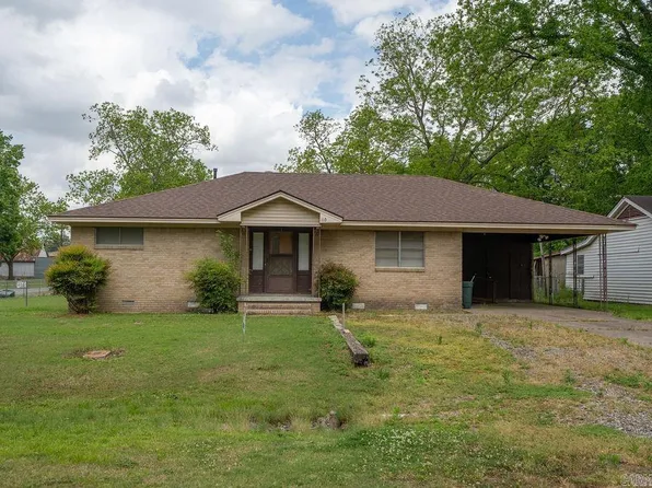 110 W Curran St, Des Arc, AR 72040