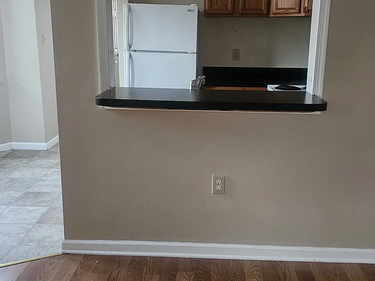 1363 Gorsuch Ave #2 — Photo 1