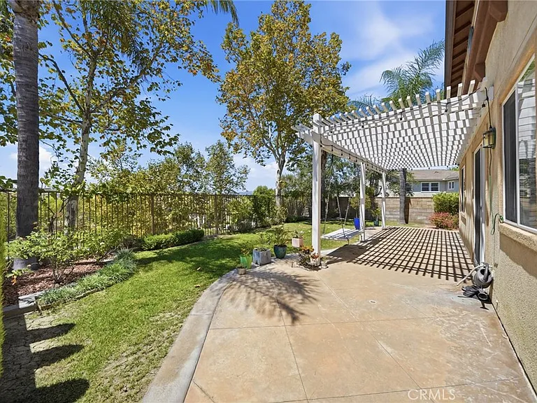 13903 Highlander Rd — Photo 47