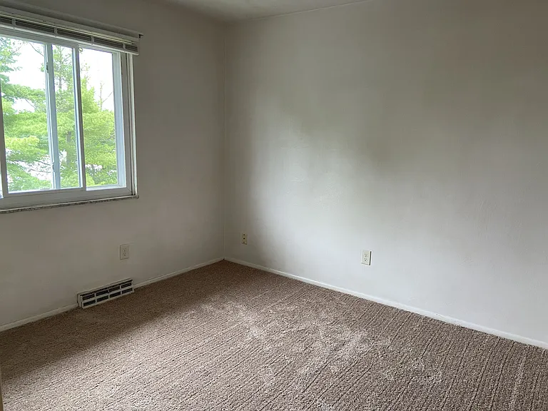1244-1250 Cliffside St #1250 — Photo 9