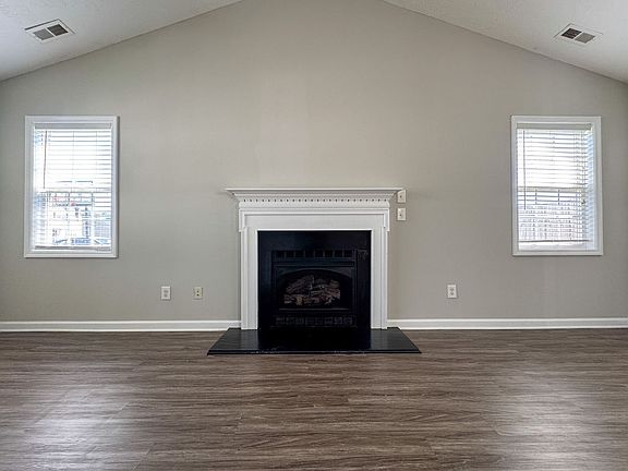 5th image of 1502 Bridgeton Way