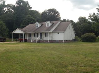 199 Cedar Ln, Collinwood, TN 38450