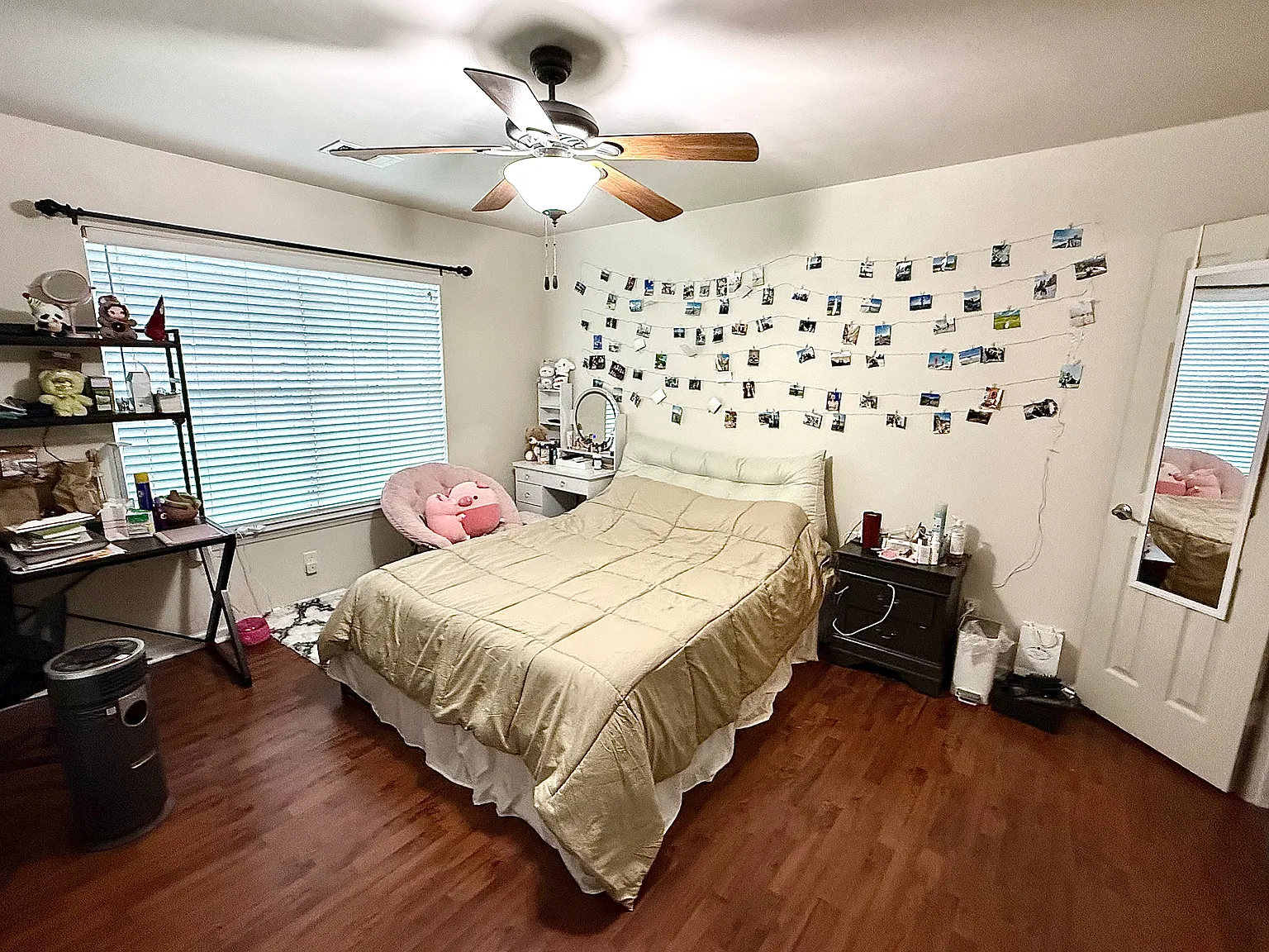 3 bed, 1279 sqft, $2,050 — Photo 4